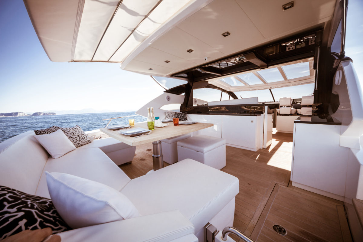 Luxury Yacht Sitting | All Vinyl Fabrics