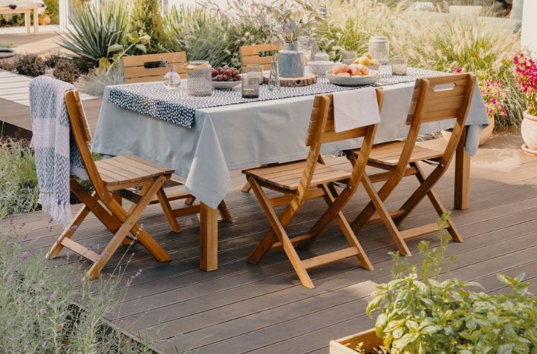 3 Tips for Designing an Outdoor Dining Space